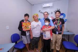 Para cuidar de autistas e suas famílias, Roberto Cidade anuncia criação da Secretaria da Causa TEA