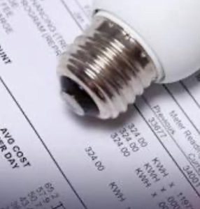 DPE-AM recebe reclamações sobre aumento nas contas de energia no Amazonas