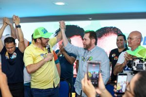 Plínio Valério recebe apoio do prefeito de Manaus, Renato Junior à reeleição para o Senado