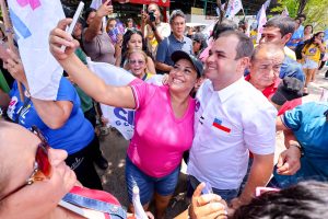 Banzeiro do 44 toma as ruas de Manaus na reta final da campanha